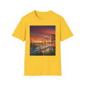 Un puente de creatividad Camiseta unisex Softstyle