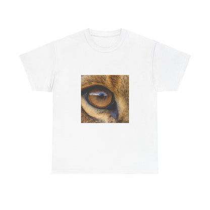 Piercing Eagle Eye Graphic Tee