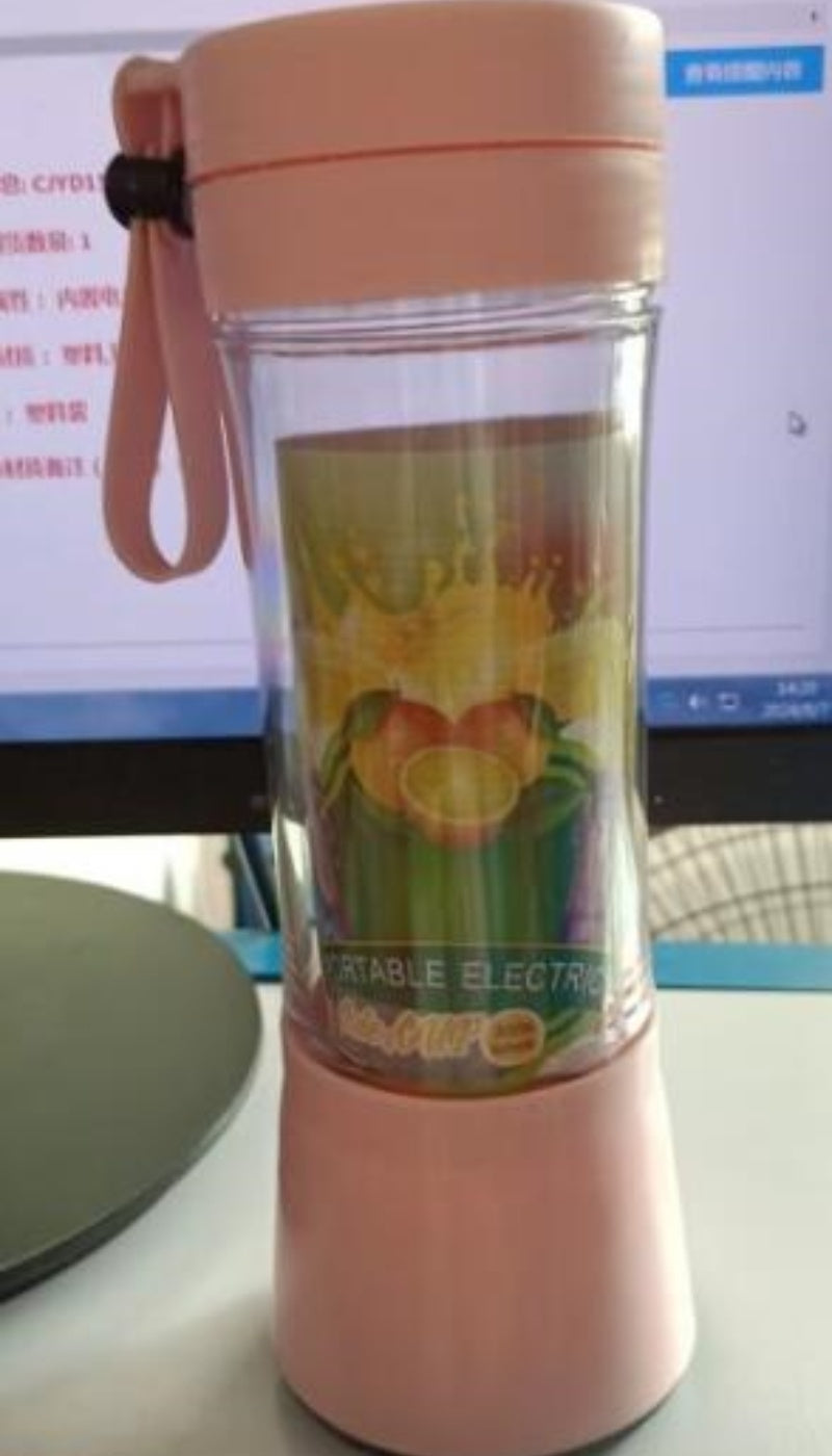 6-Blade Portable USB Rechargeable Blender – Smoothies On the Go! | M2k Trends