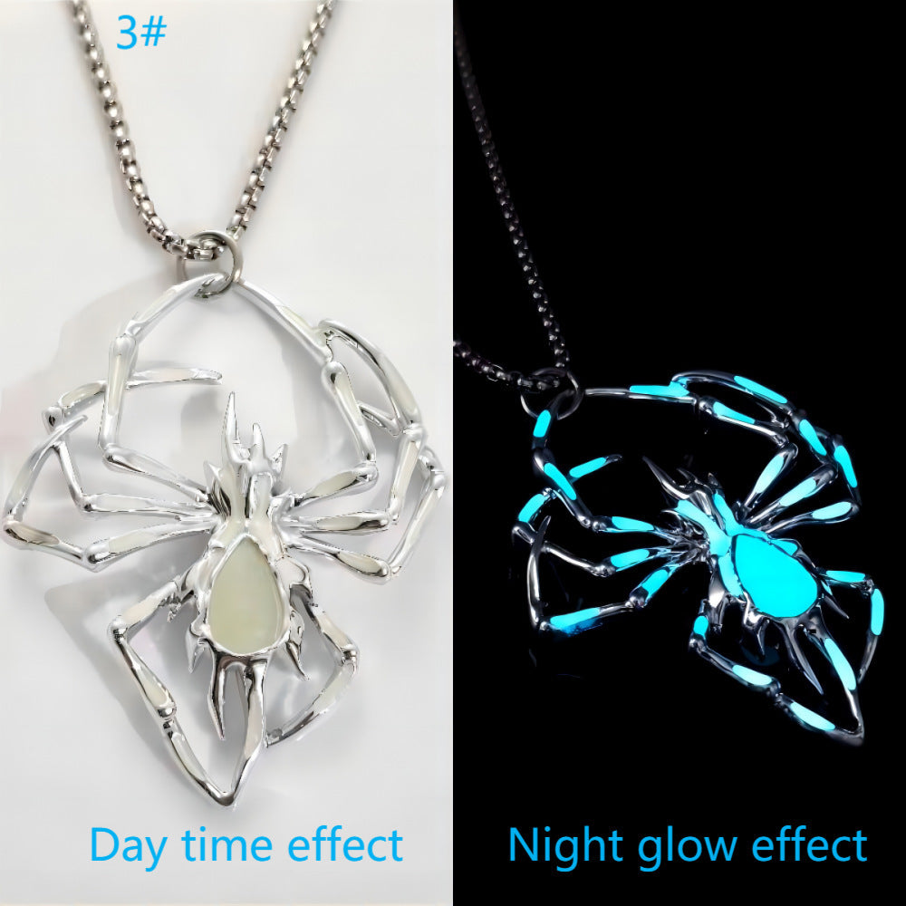 Halloween Spider Necklace  Jewelry for both men and women and Glow-in-the-dark