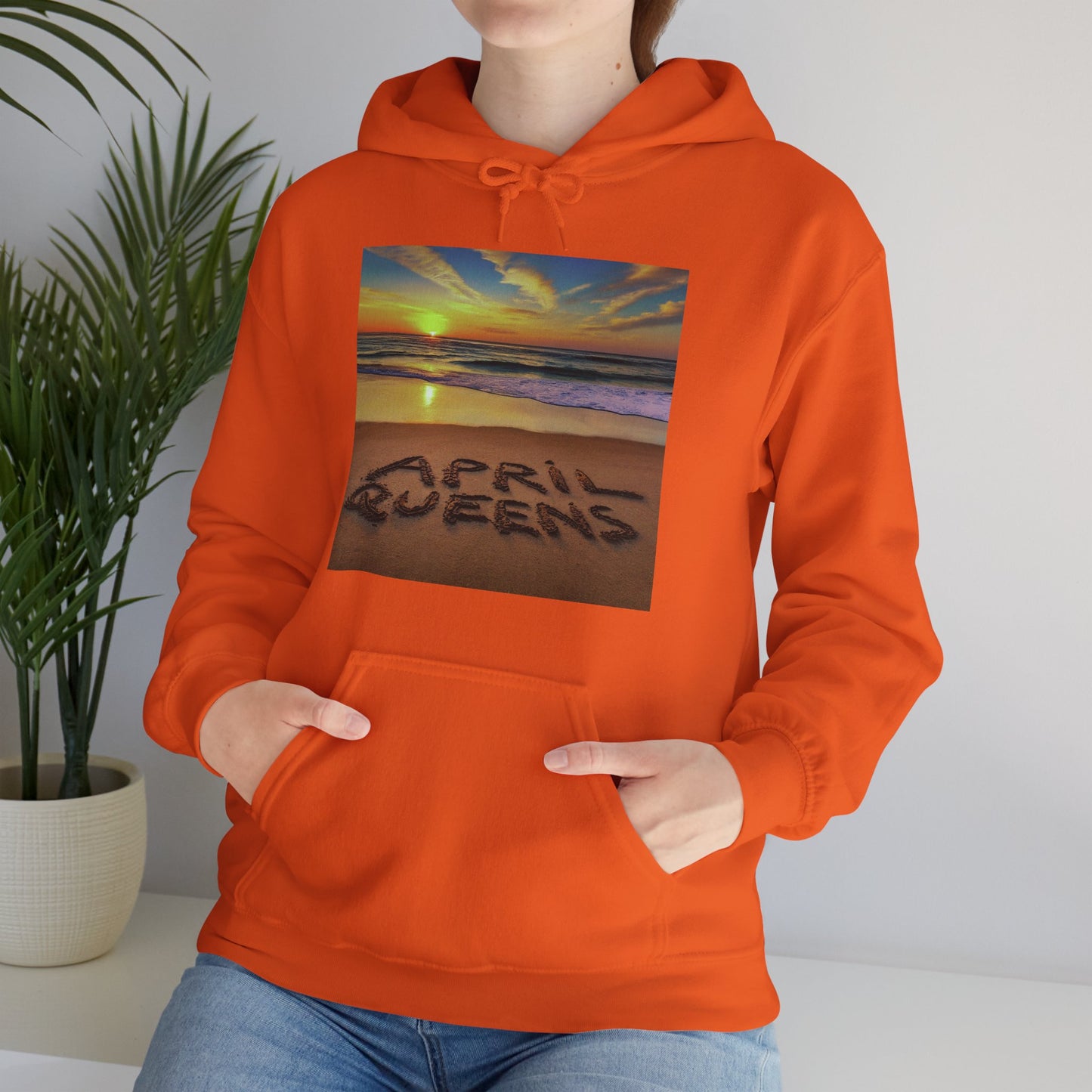 April queen Unisex Heavy Blend™ Hooded Sweatshirt