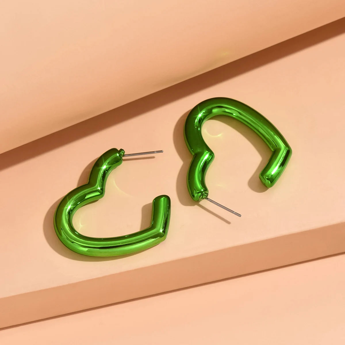 Y2K Heart Hoop Earrings | Cute Vintage Acrylic Heart Circle Earrings for Women