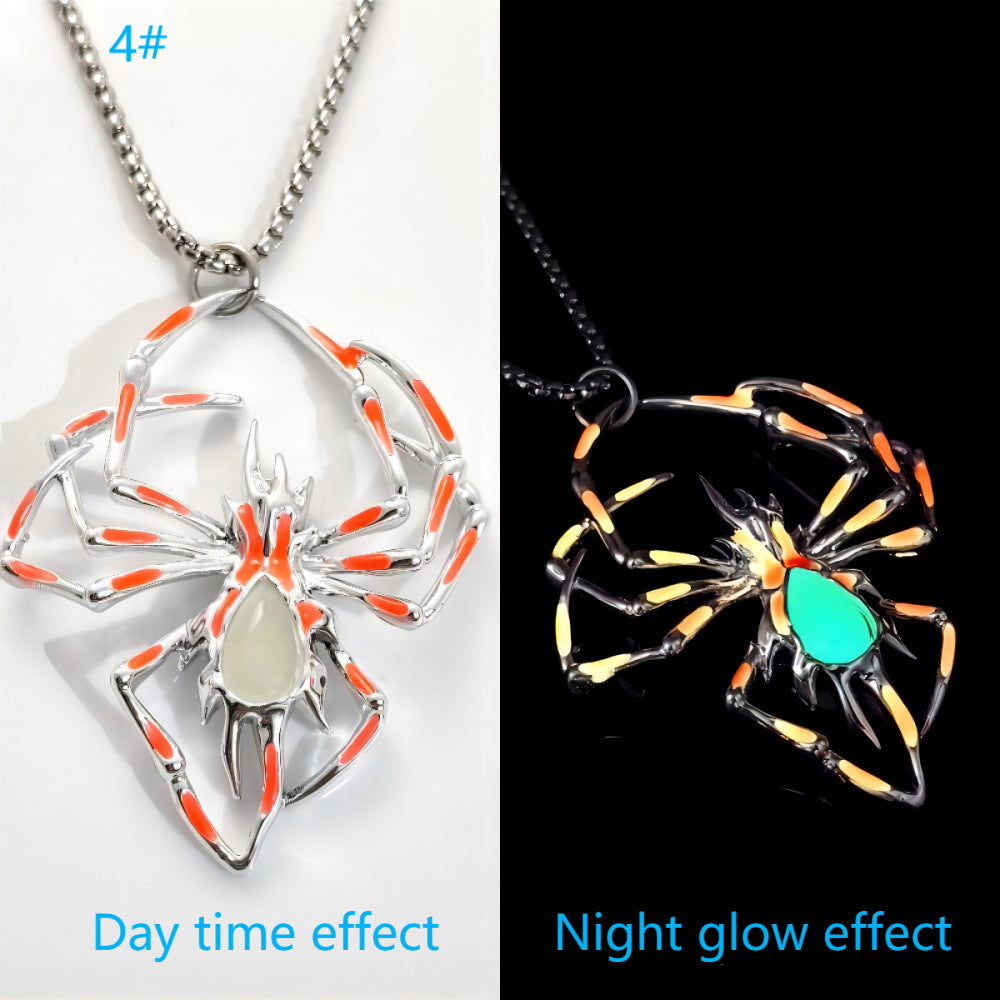Halloween Spider Necklace  Jewelry for both men and women and Glow-in-the-dark