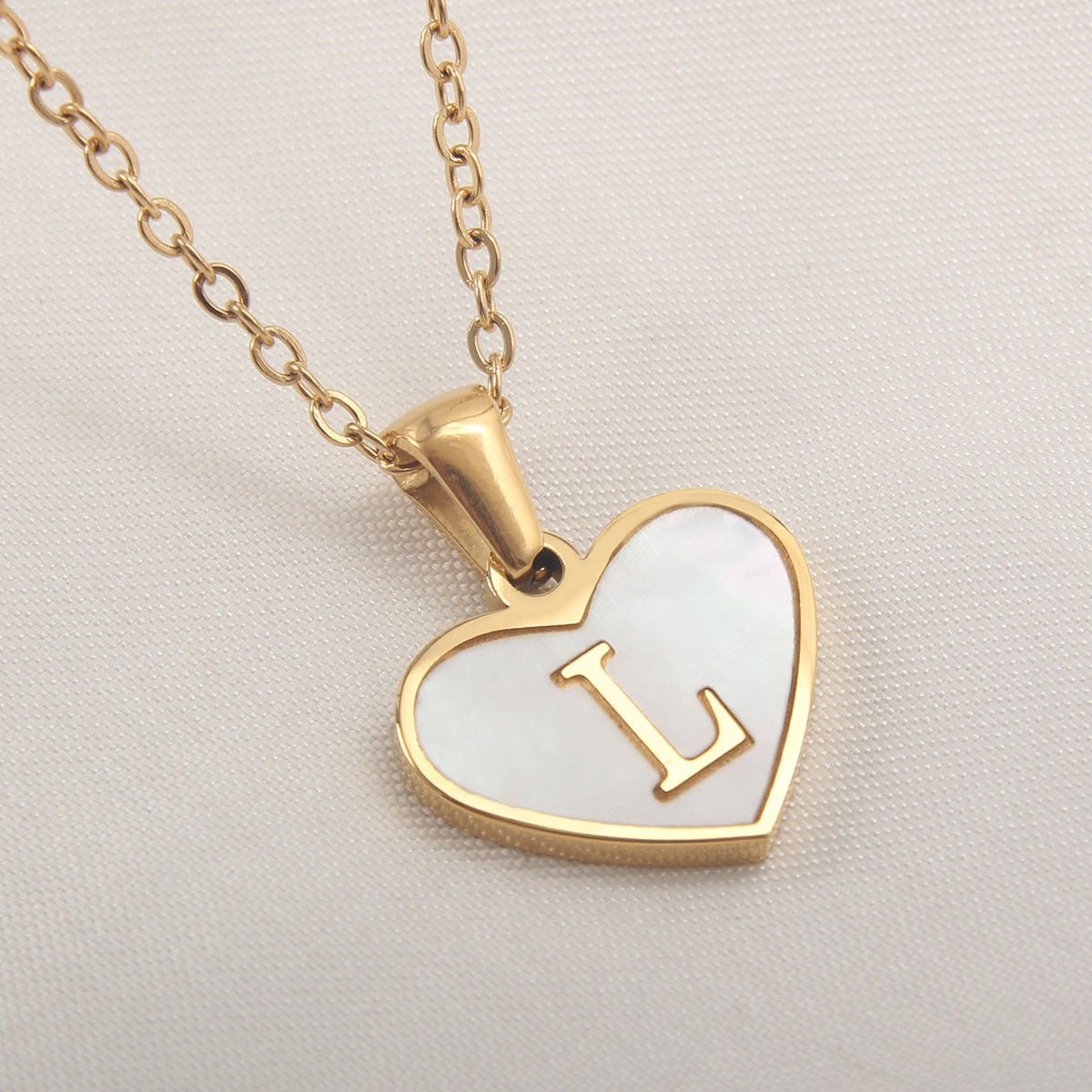 best 26 Letter Heart-shaped Necklace White Shell Love Clavicle Chain Fashion Personalized Necklace For Women Jewelry Valentine's Day neckless shop online at M2K Trends for neckless