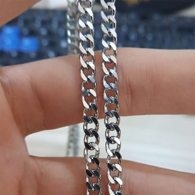 Collares de nombre personalizados para mujeres y hombres, joyería Punk con placa de identificación, cadena curva de acero inoxidable, collar con letras personalizadas