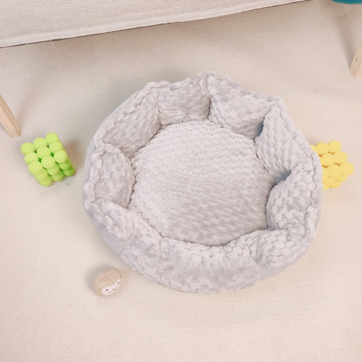 best Multi-Color Pet Bed Thermal Universal 0 shop online at M2K Trends for