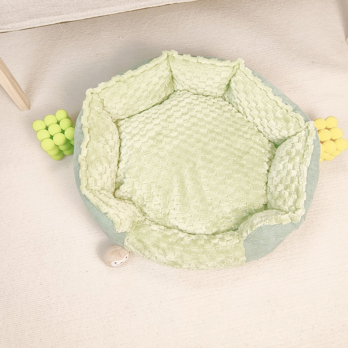 best Multi-Color Pet Bed Thermal Universal 0 shop online at M2K Trends for