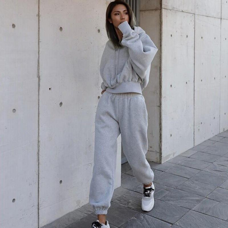 best New Style Autumn And Winter Women's New Casual Hoodie Coat Sports Suit New Style Autumn And Winter Women's New Casual Hoodie Coat Sports Suit shop online at M2K Trends for New Style Autumn And Winter Women's New Casual Hoodie Coat Sports Suit