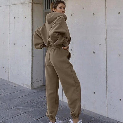 best New Style Autumn And Winter Women's New Casual Hoodie Coat Sports Suit New Style Autumn And Winter Women's New Casual Hoodie Coat Sports Suit shop online at M2K Trends for New Style Autumn And Winter Women's New Casual Hoodie Coat Sports Suit