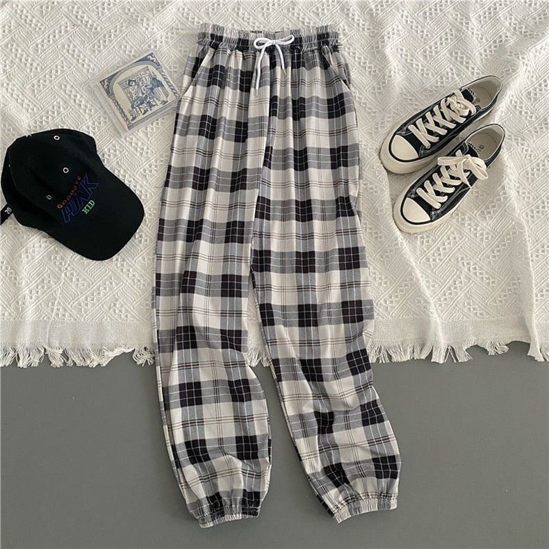 best Pants Women New Bunch of feet Fashion Loose Black Plaid Summer Harajuku Students Streetwear Harem Long Trousers Womens Chic 0 shop online at M2K Trends for